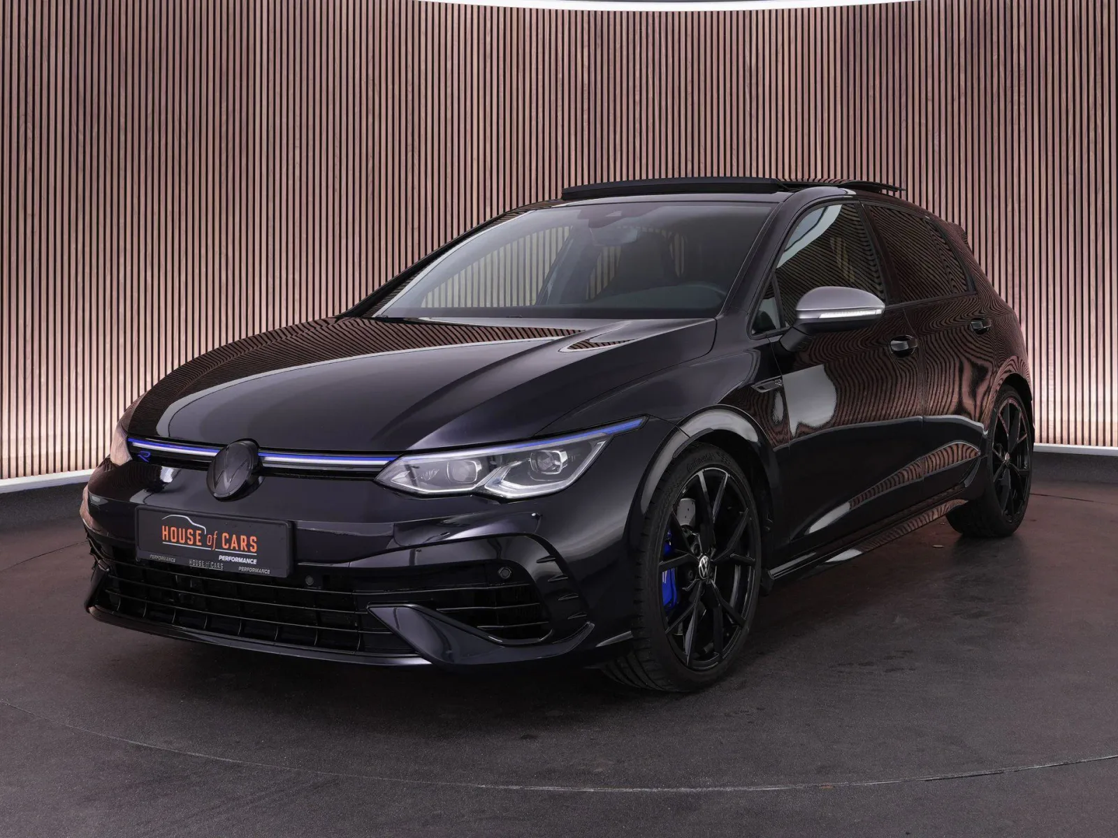 Volkswagen Golf (2021) — foto 1