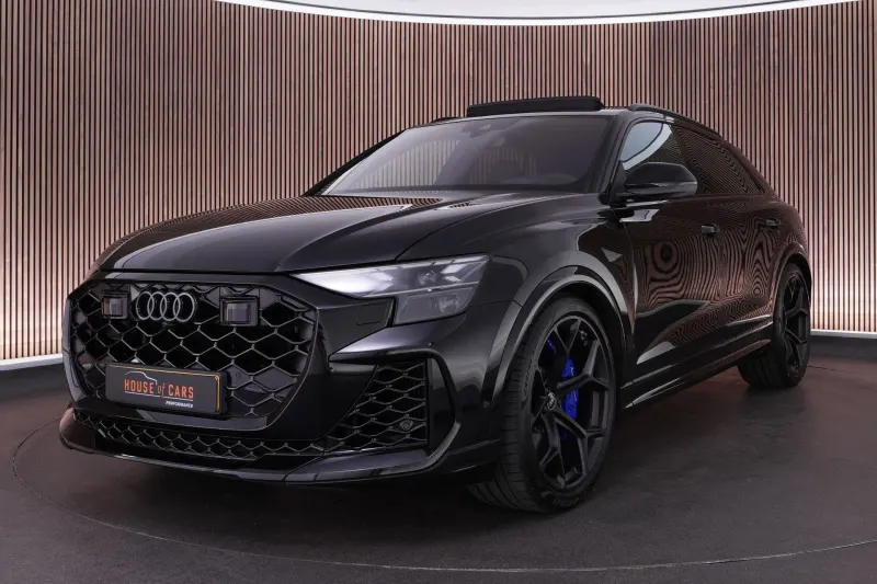 Audi RSQ8 Performance (2025)