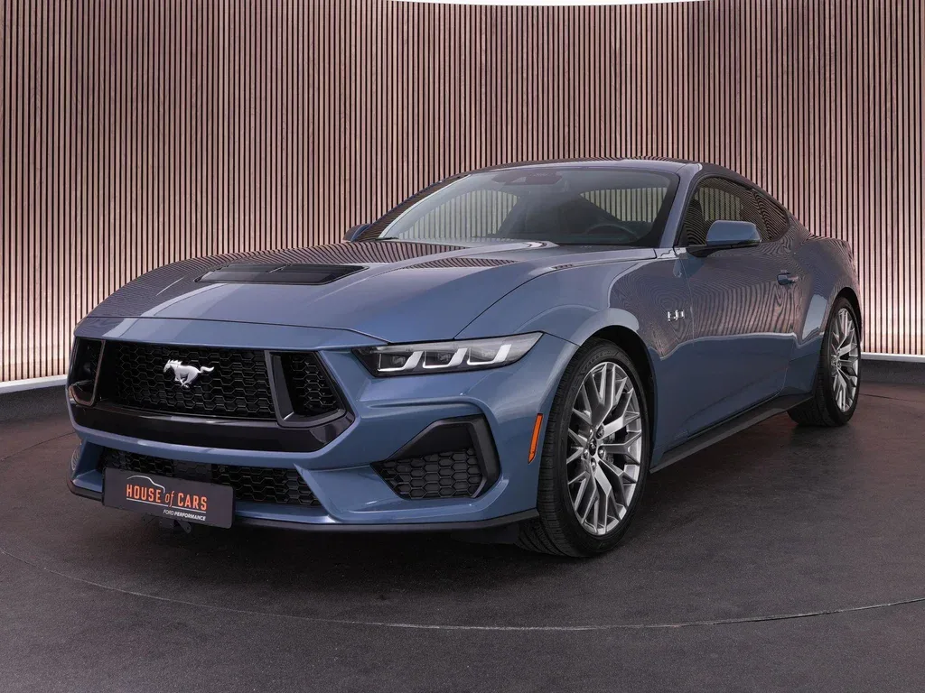 Ford Mustang (2026) — foto 1