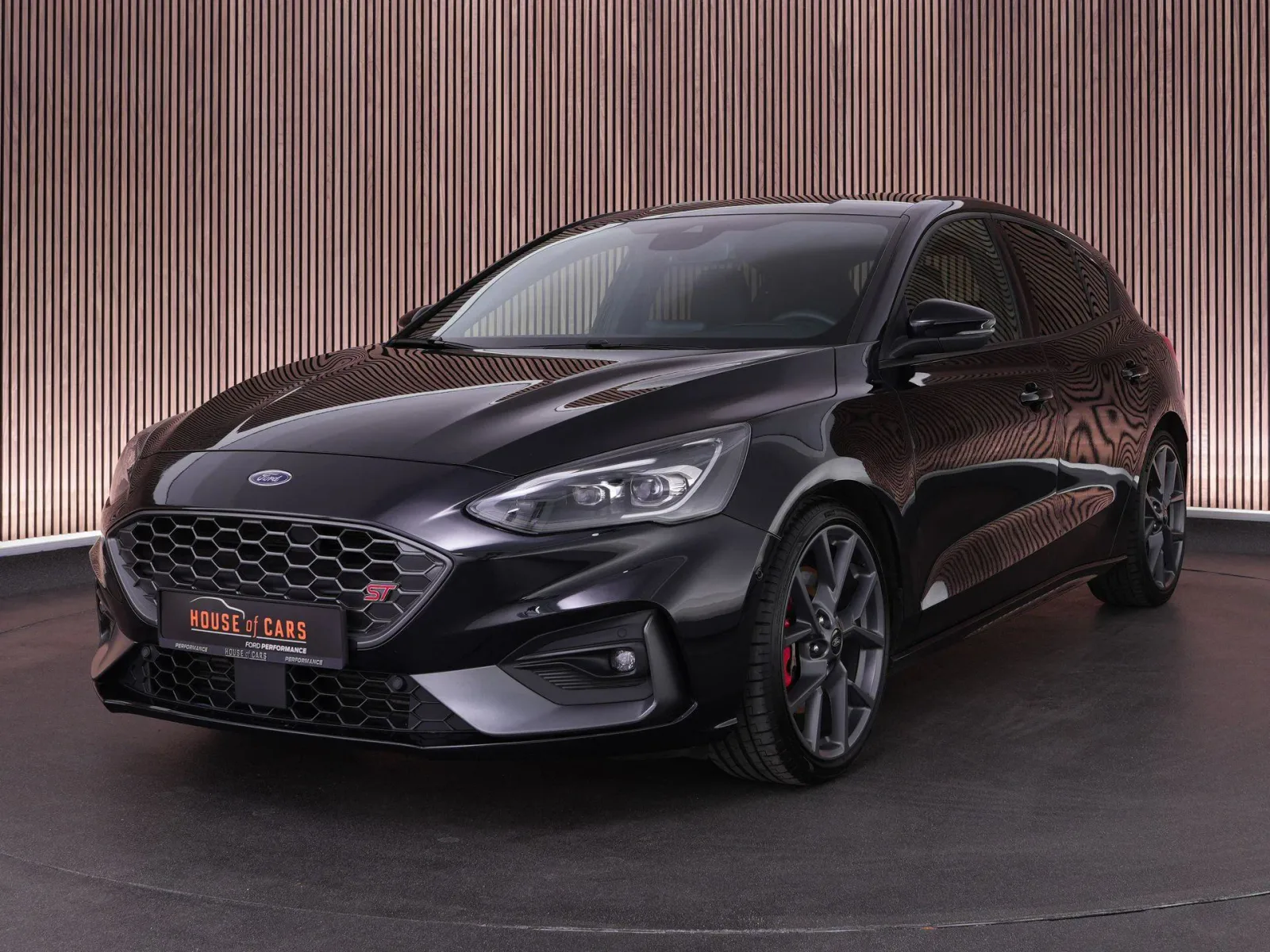 Ford Focus (2022) — foto 1