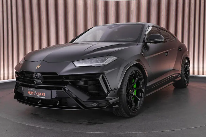 Lamborghini Urus S (2023)