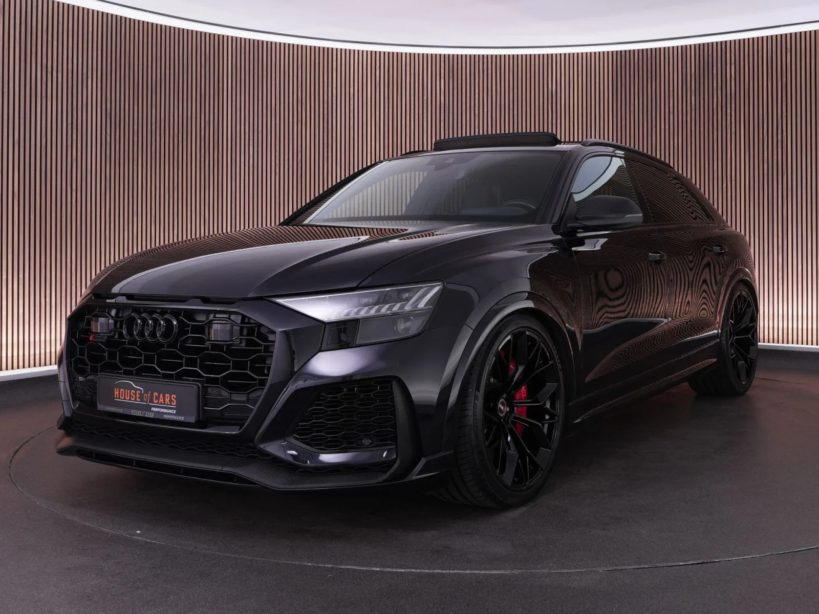 Audi RSQ8 (2022) — foto 1