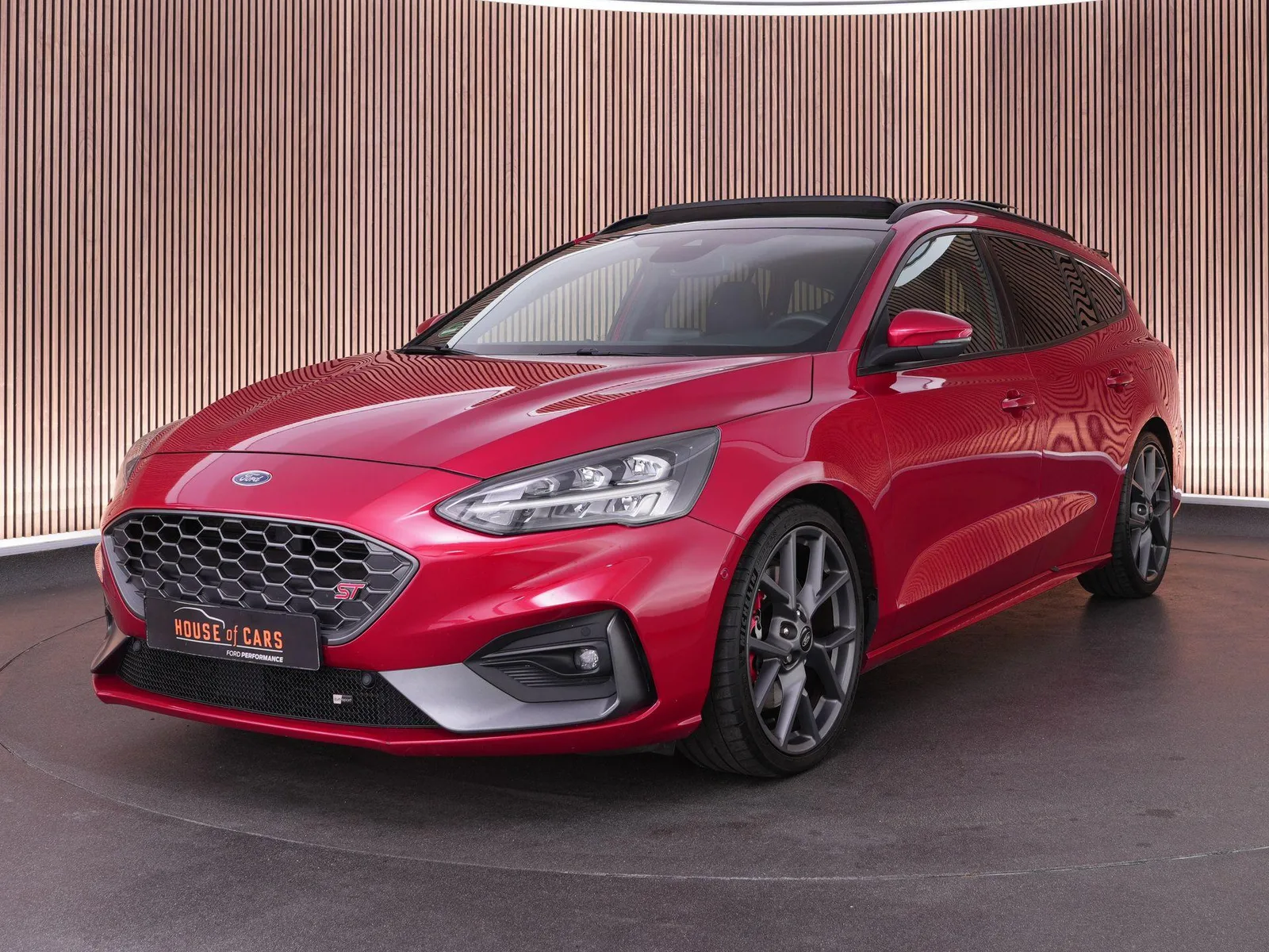 Ford Focus (2020) — foto 1