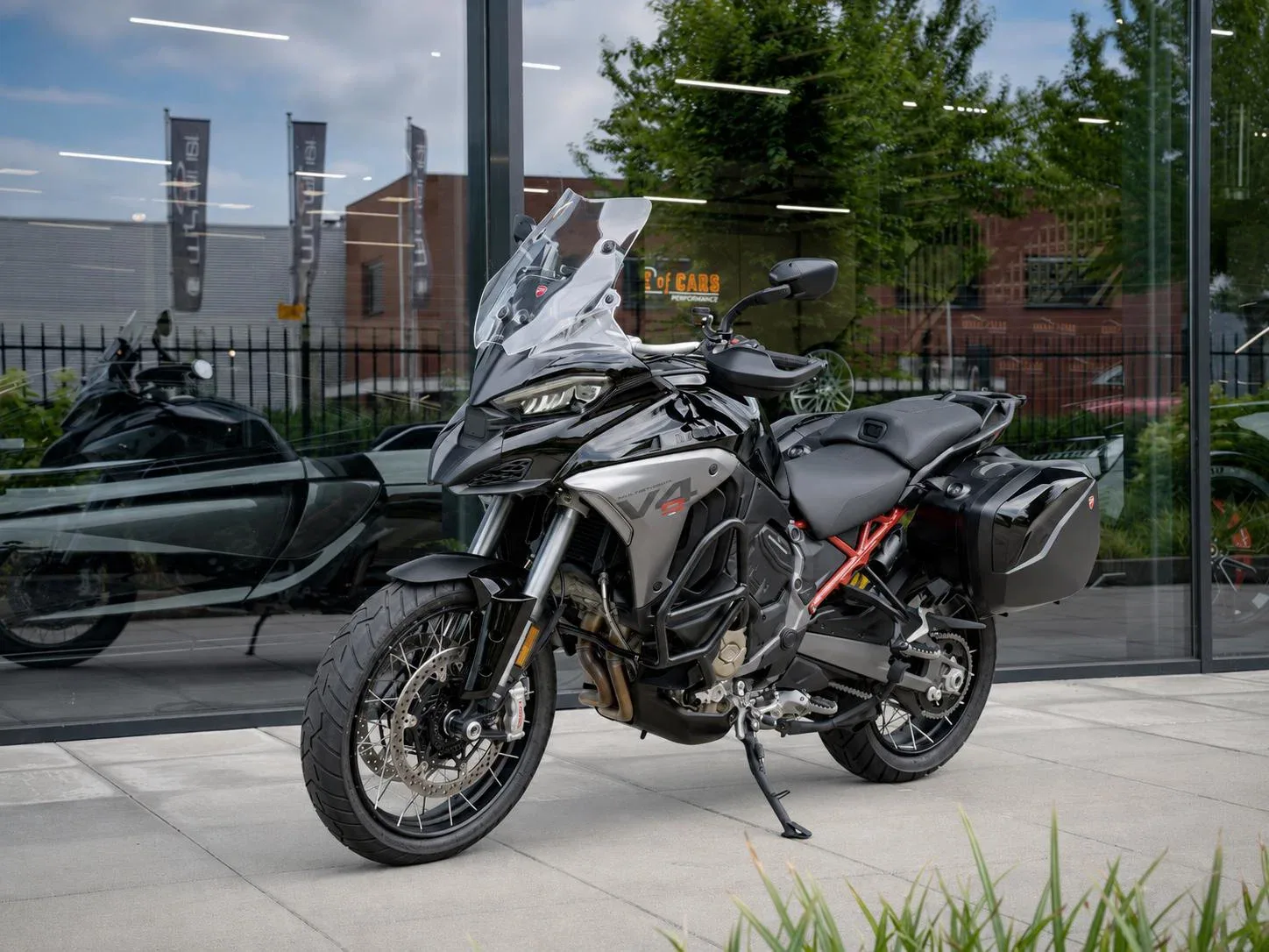 Ducati Multistrada V4S (2025) — foto 1