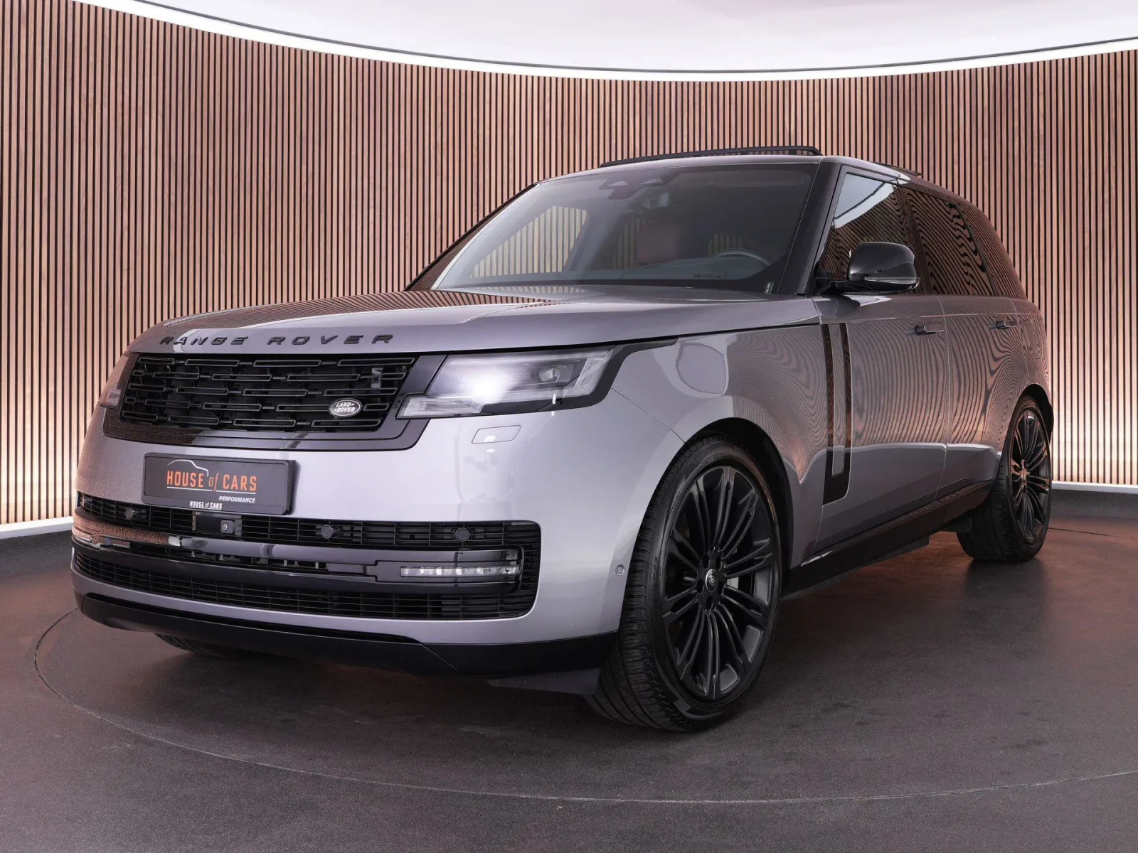 Land Rover Range Rover (2023) — foto 1