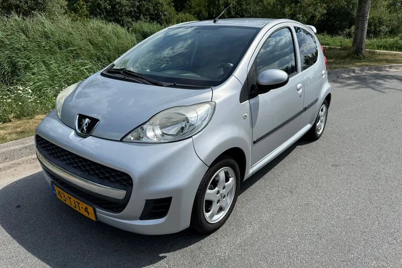 Peugeot 107 (2012)
