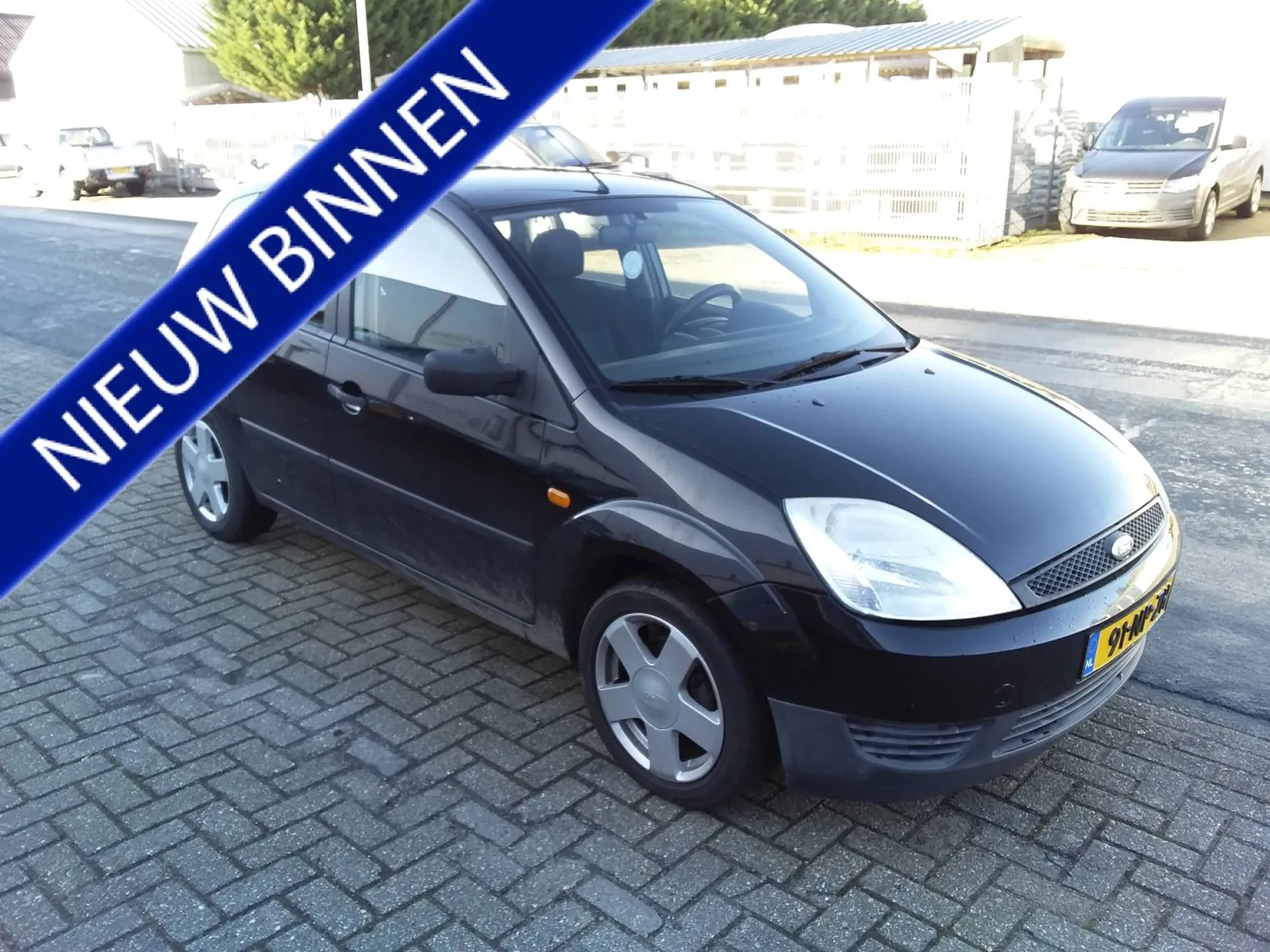 Ford Fiesta (2004) — foto 1