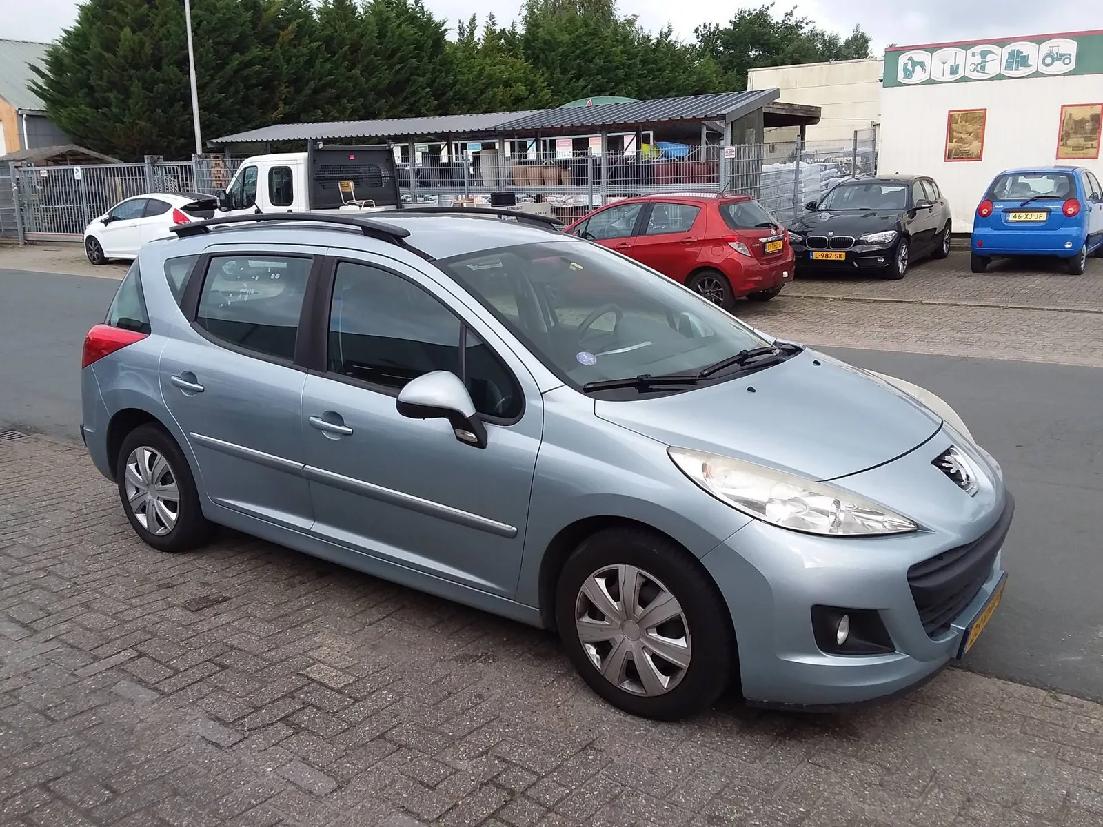 Peugeot 207 (2011) — foto 1