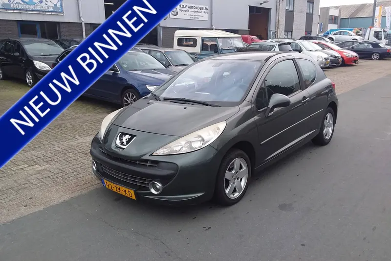 Peugeot 207 (2008)