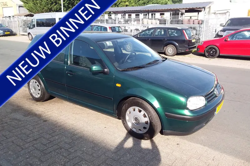Volkswagen Golf (1999)