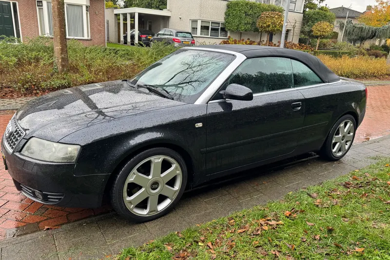 Audi A4 (2002)