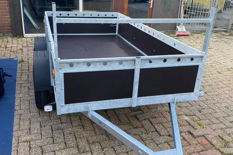 DVM Trailers Onbekend (2026)