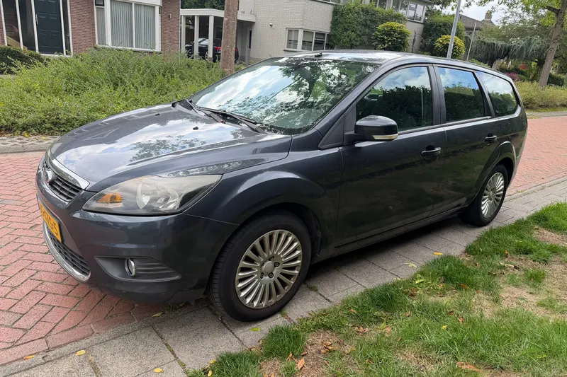 Ford Focus (2008)