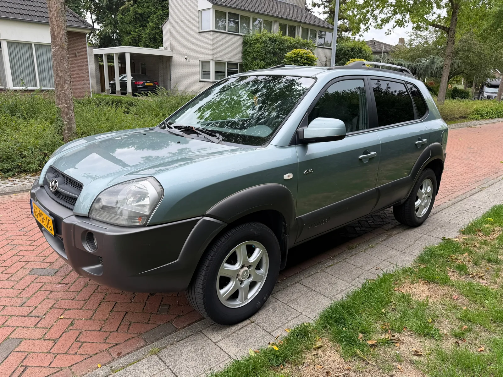 Hyundai Tucson (2004) — foto 1