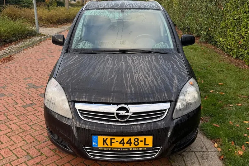 Opel Zafira (2011)