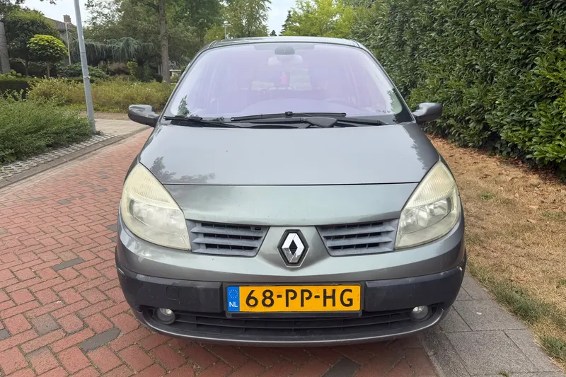 Renault Scénic (2004)