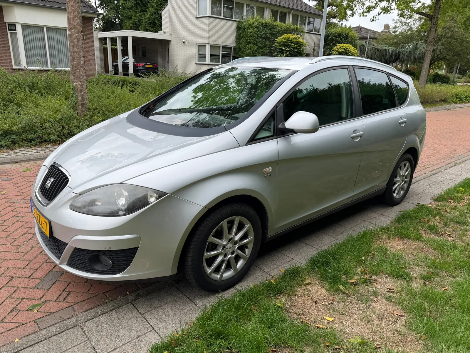 SEAT Altea XL (2011) — foto 1