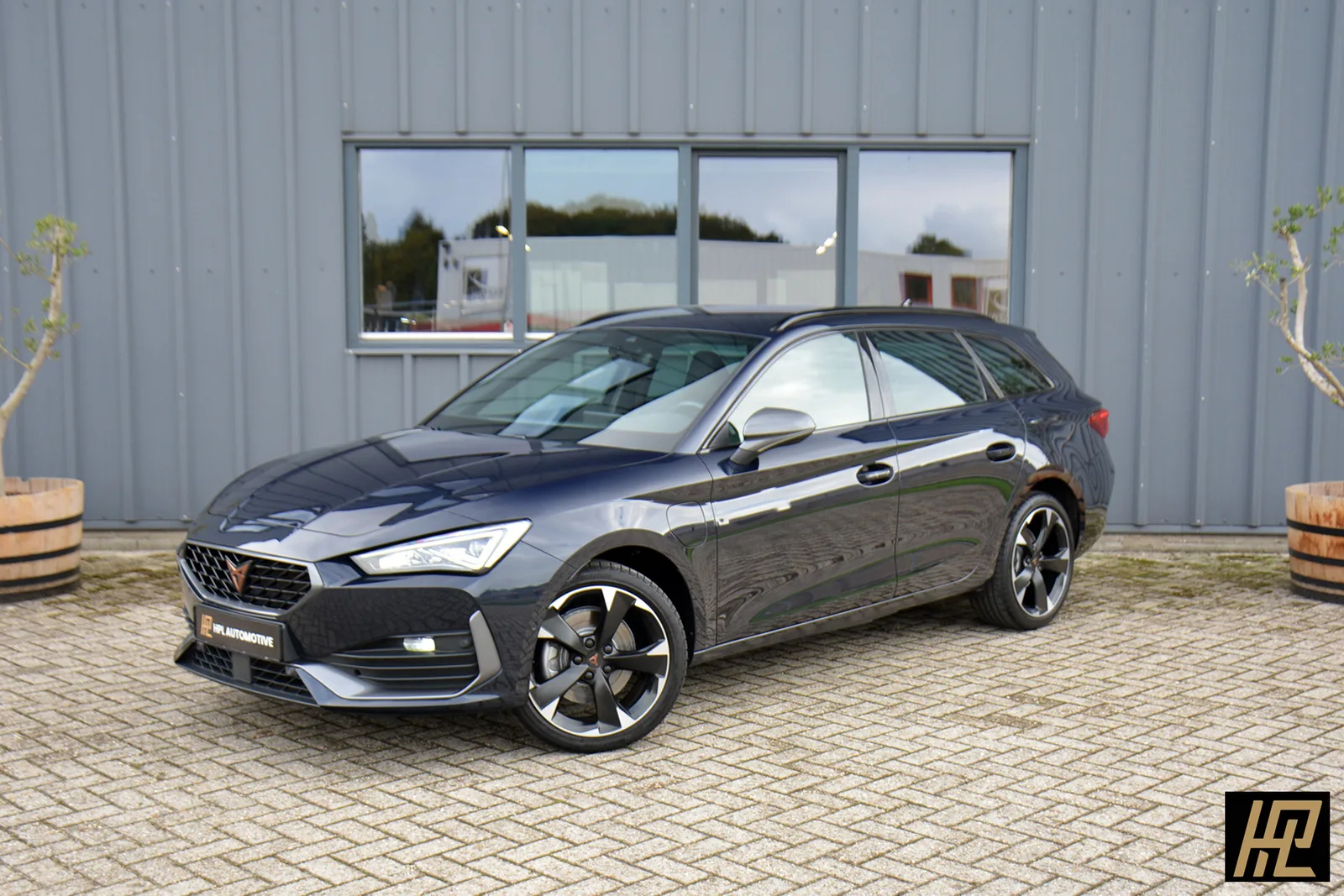 CUPRA Leon Sportstourer (2022) — foto 1