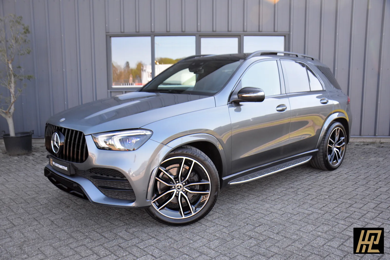 Mercedes-Benz GLE (2023) — foto 1
