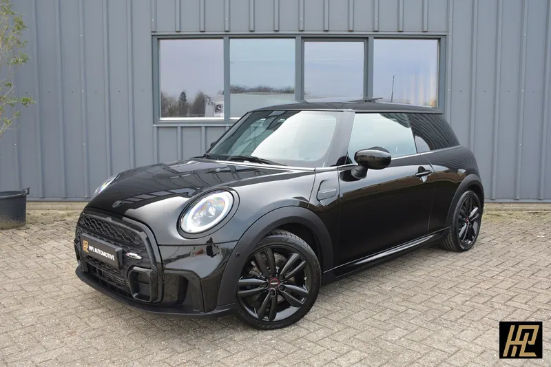 MINI Cooper (2021)