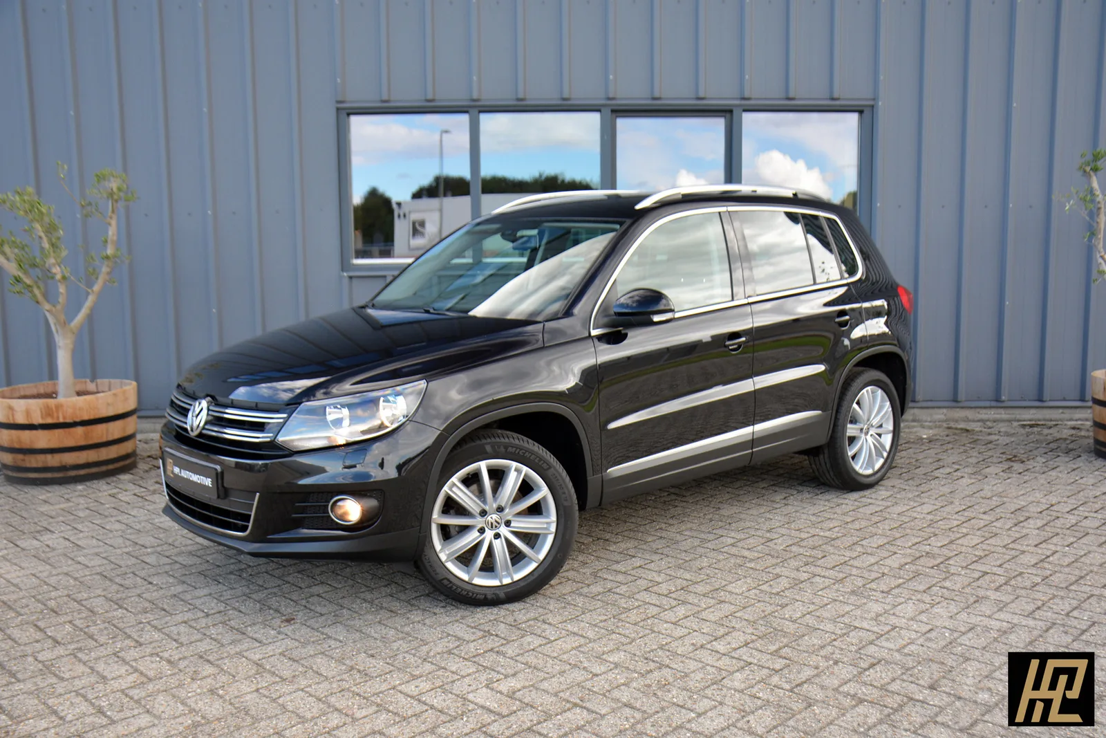 Volkswagen Tiguan (2012) — foto 1