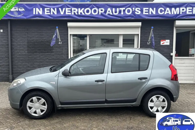 Dacia Sandero (2008)
