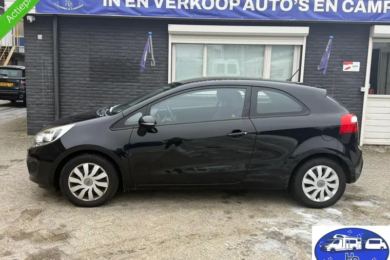 Kia Rio (2013)