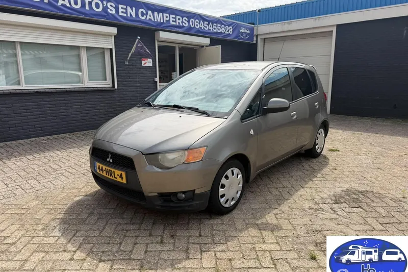 Mitsubishi Colt (2009)