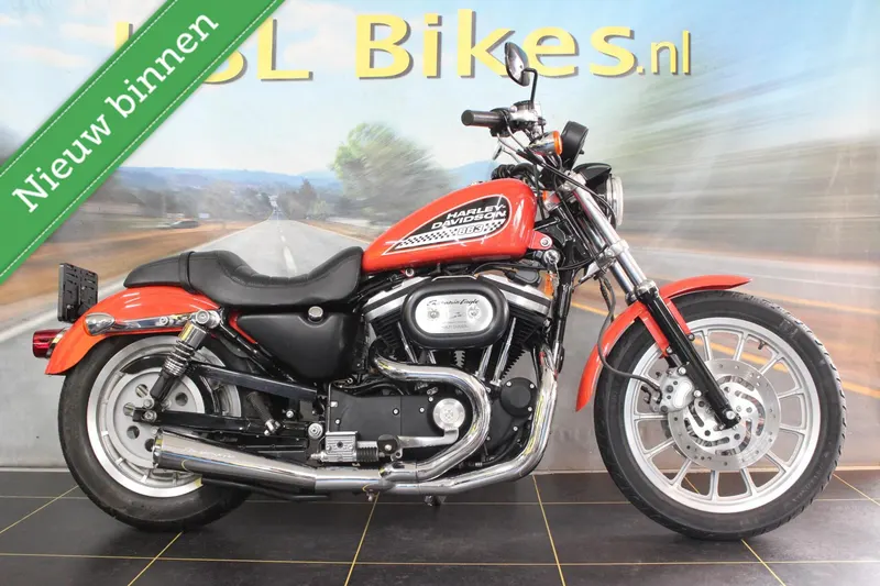 Foto van Harley-Davidson Sportster XL 883 R