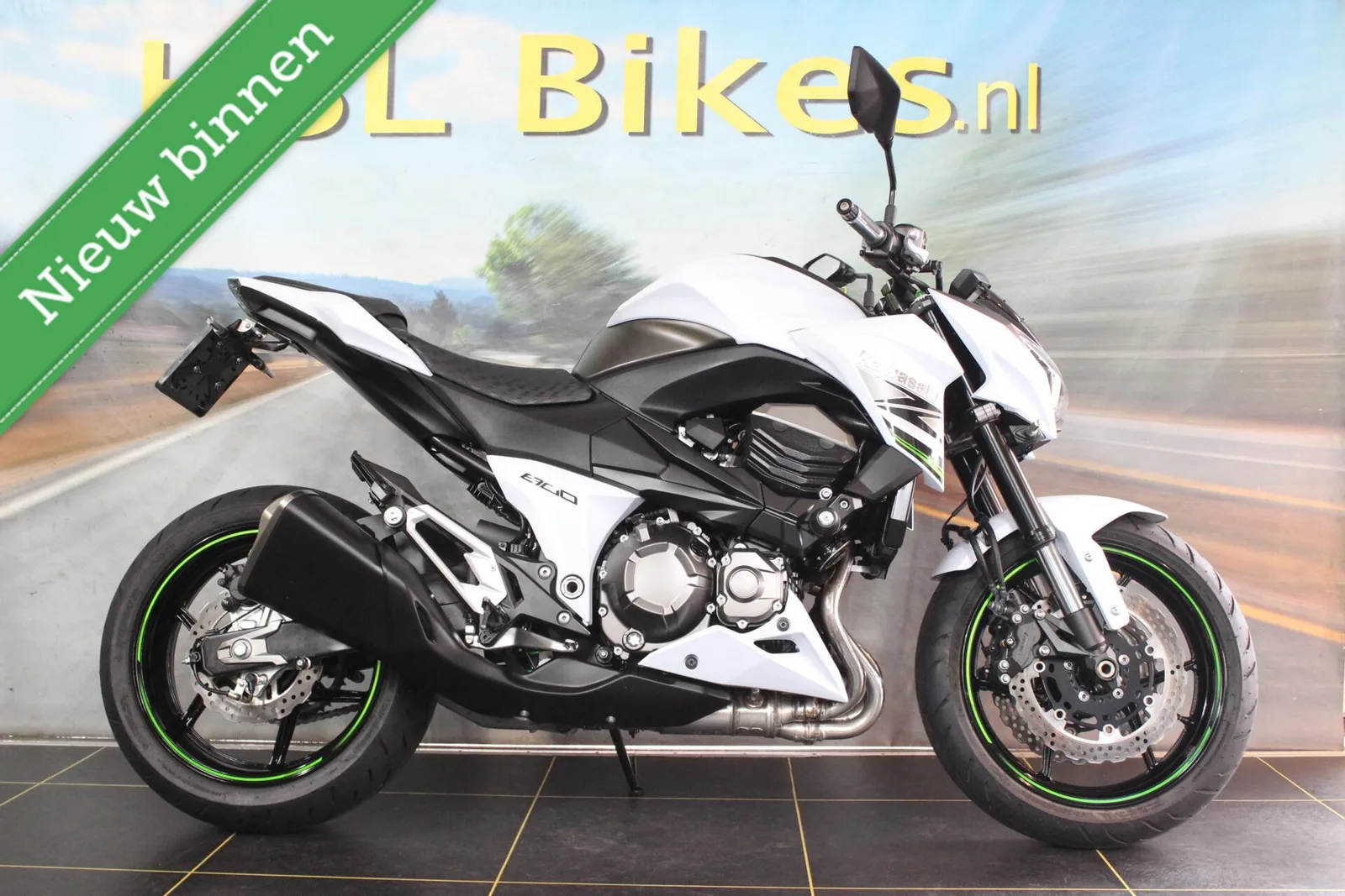 Kawasaki Z 800 (2015) — foto 1