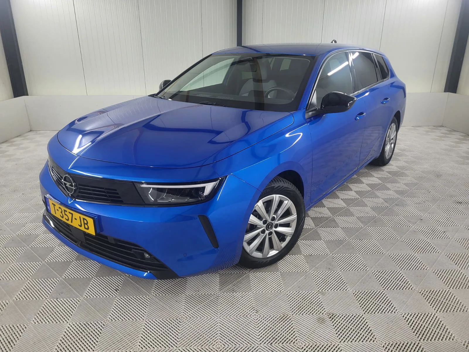 Opel Astra Sports Tourer (2023) — foto 1