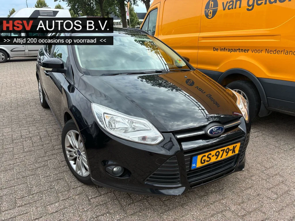 Ford Focus (2013) — foto 1