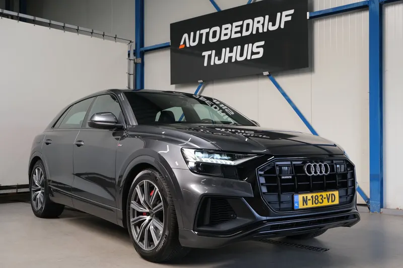 Audi Q8 (2022)