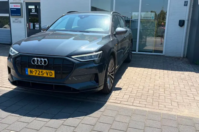 Audi e-tron (2021)
