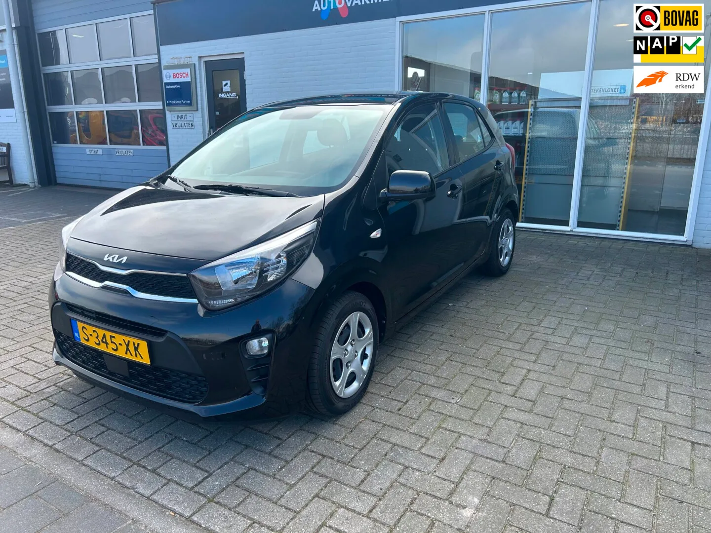 Kia Picanto (2023) — foto 1