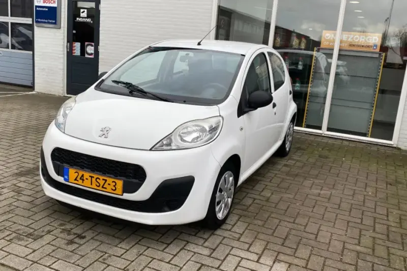 Peugeot 107 (2012)