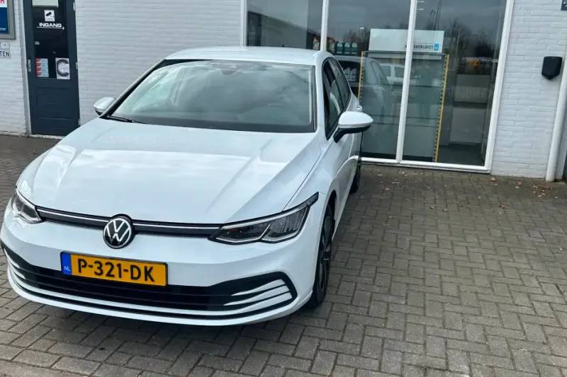 Volkswagen Golf (2021)
