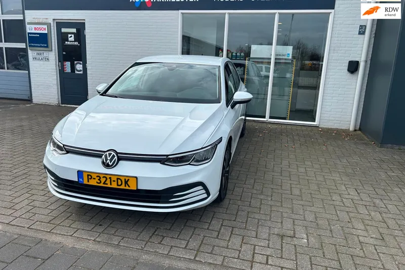 Volkswagen Golf (2021)