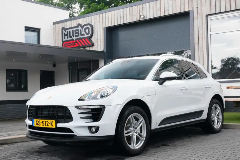 Porsche Macan (2015)