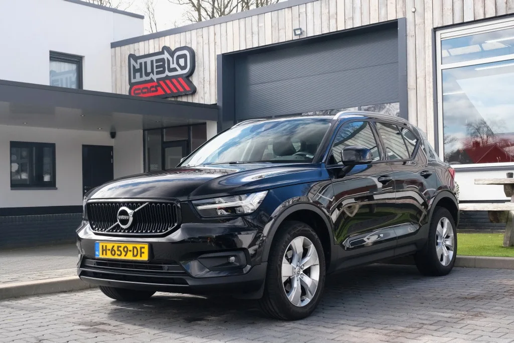Volvo XC40 (2020) — foto 1