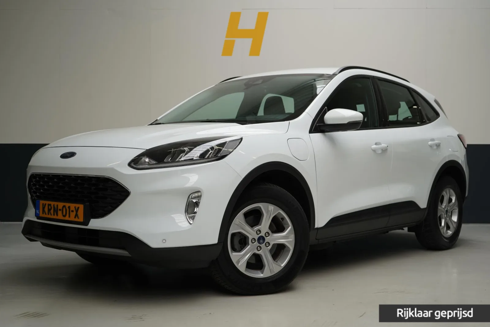 Ford Kuga (2022) — foto 1