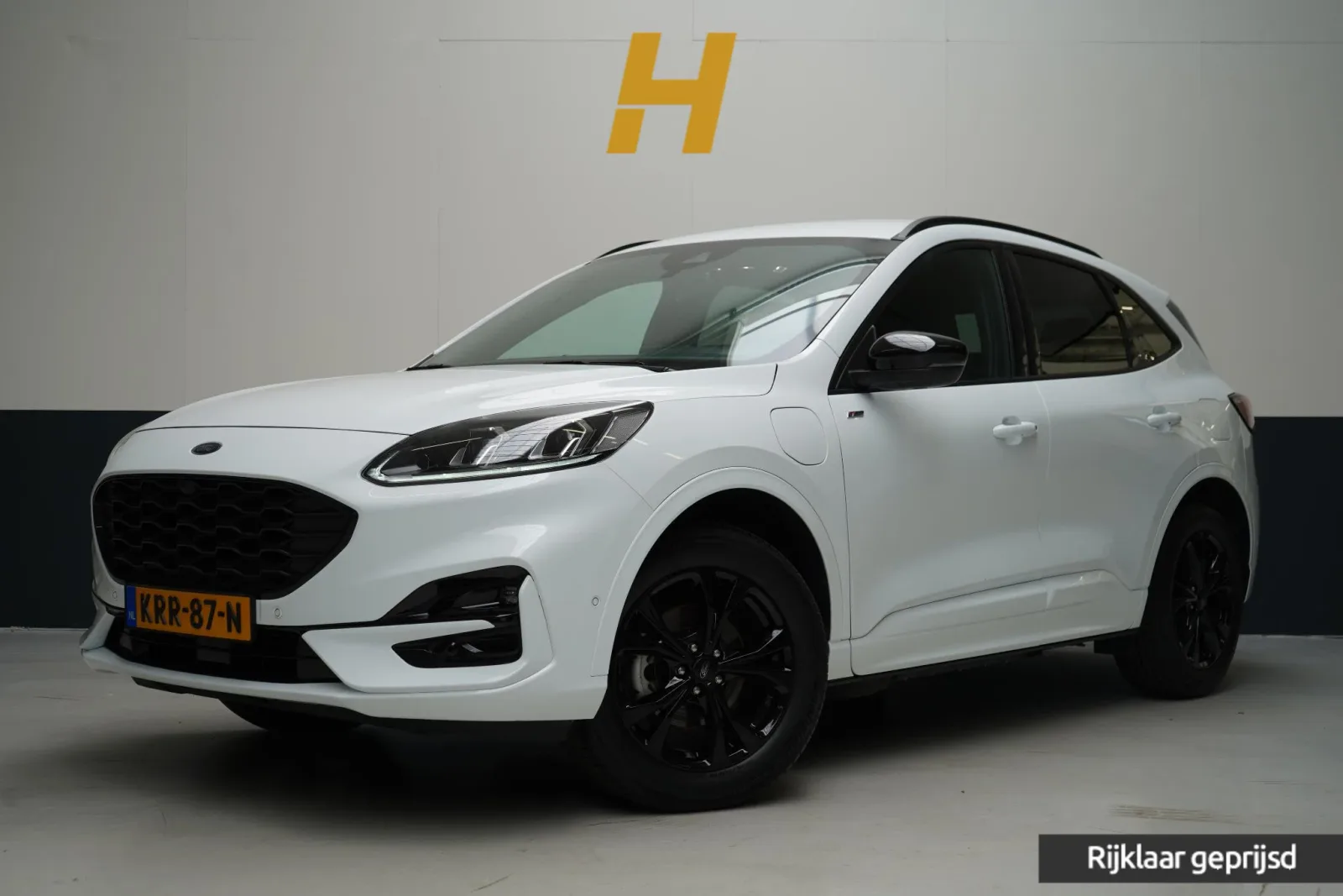 Ford Kuga (2023) — foto 1