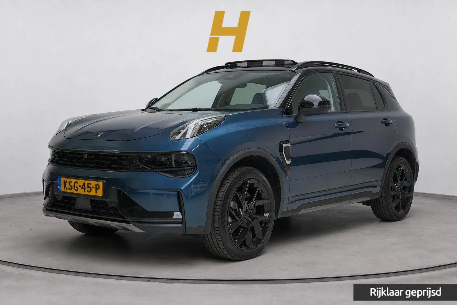 Lynk & Co 01 (2022) — foto 1