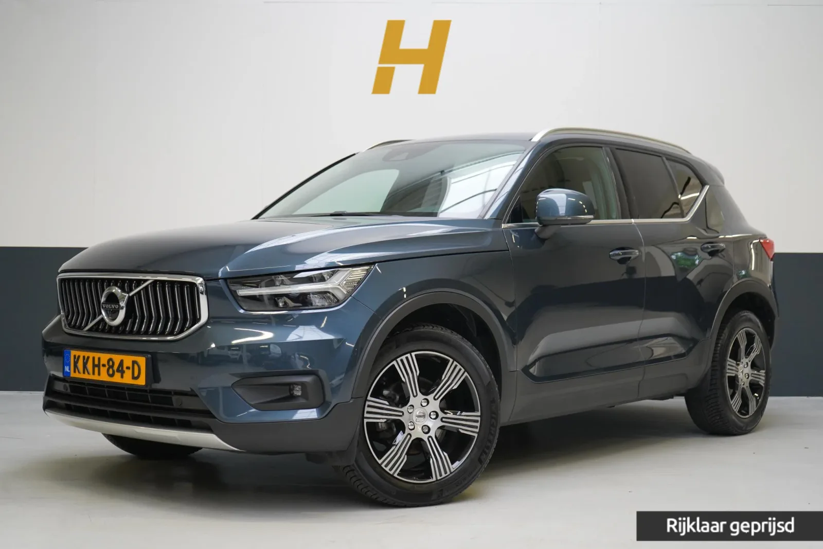 Volvo XC40 (2021) — foto 1