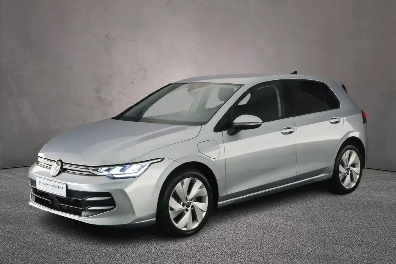 Volkswagen Golf (2025)