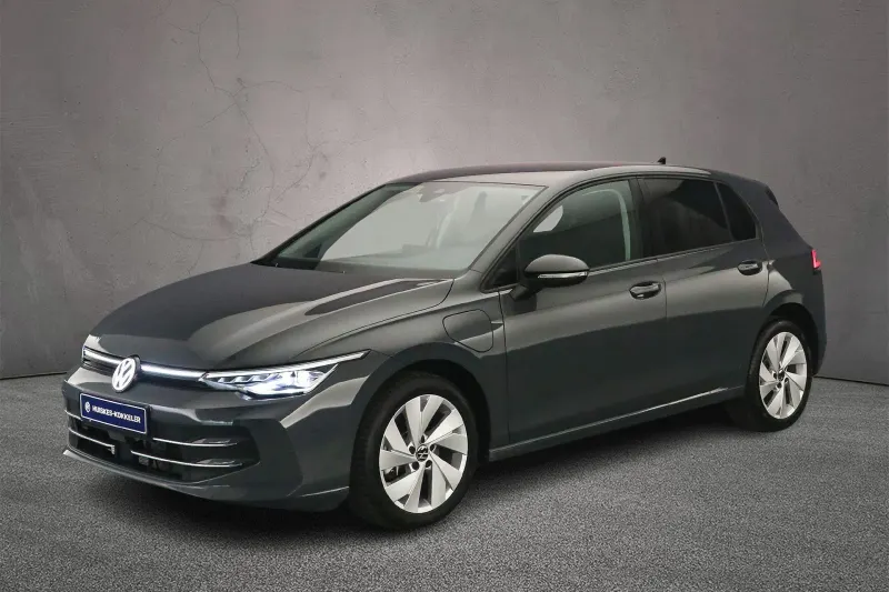 Volkswagen Golf (2025)