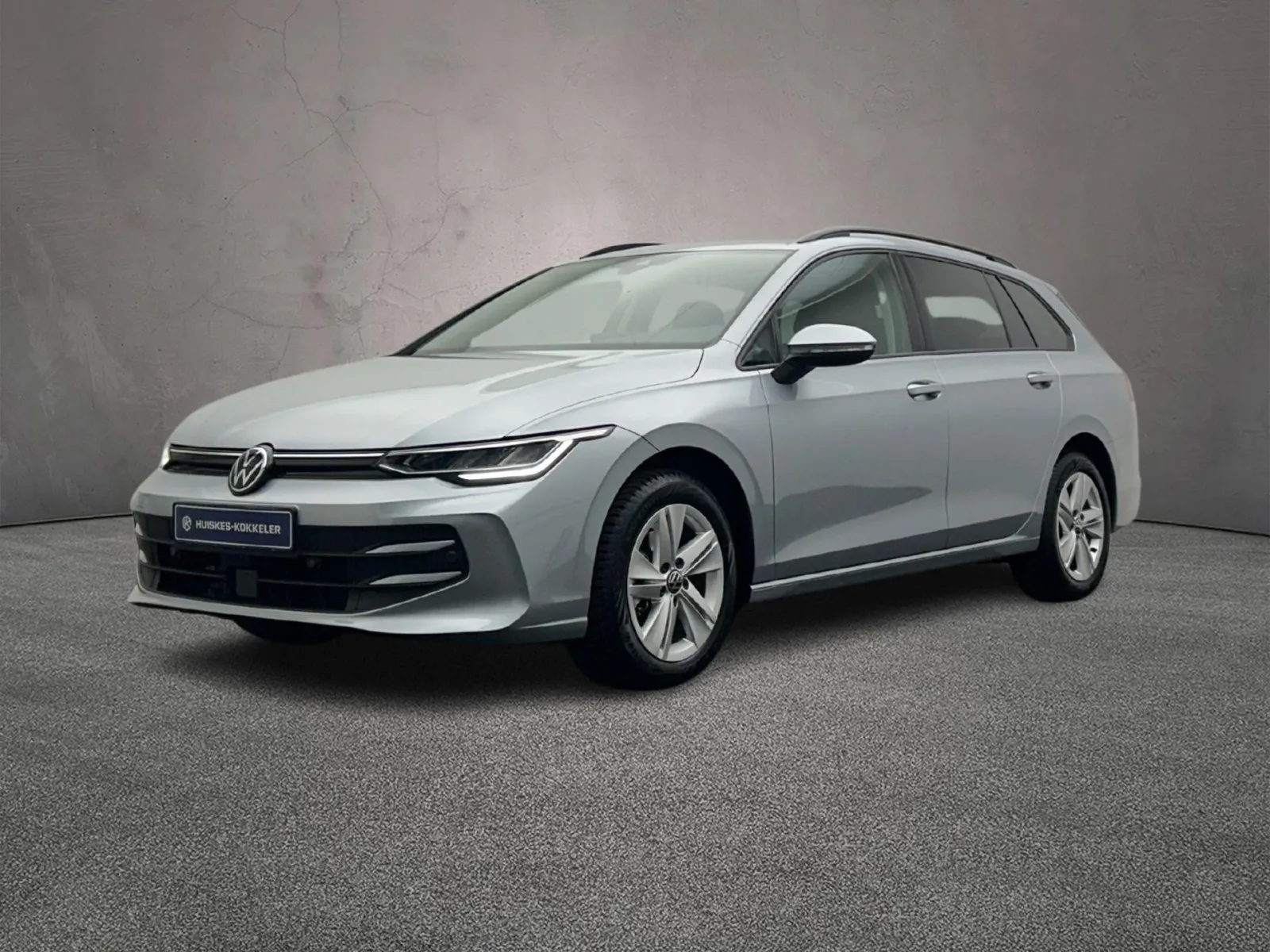 Volkswagen Golf (2024) — foto 1