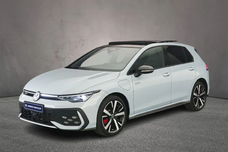 Volkswagen Golf (2025)