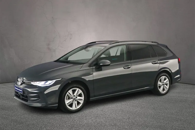 Volkswagen Golf (2024)