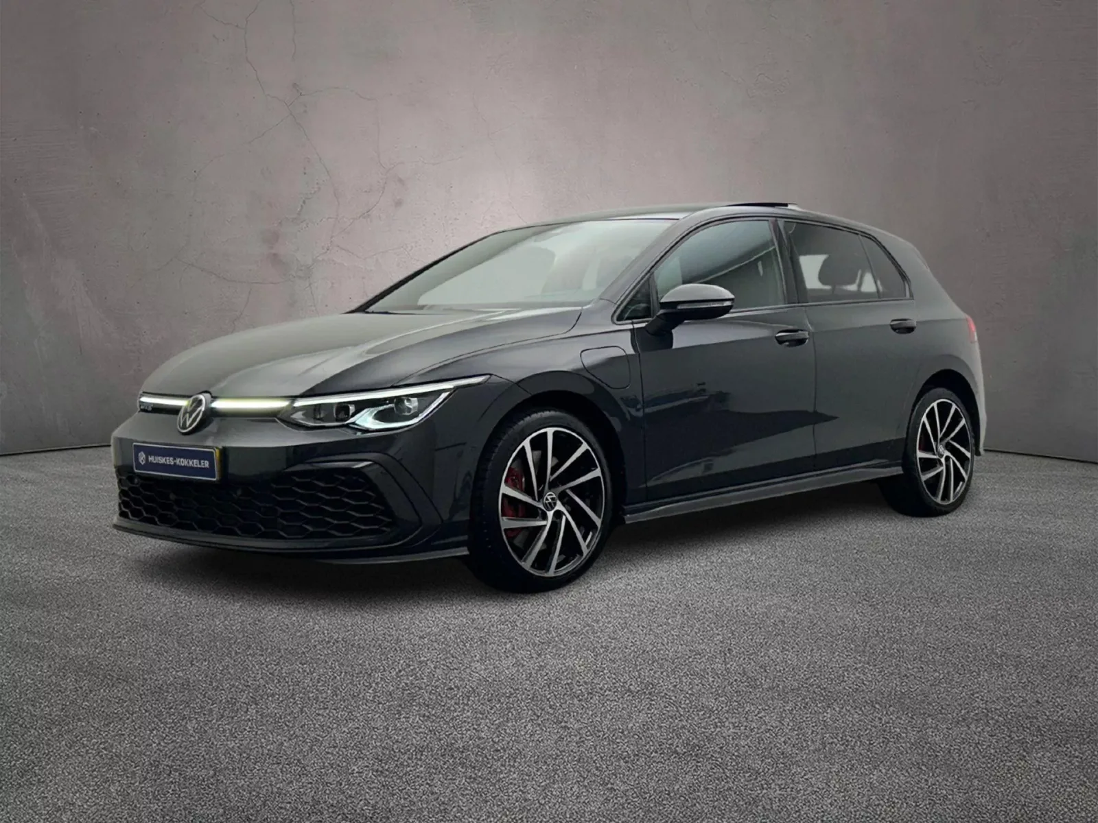 Volkswagen Golf (2022) — foto 1
